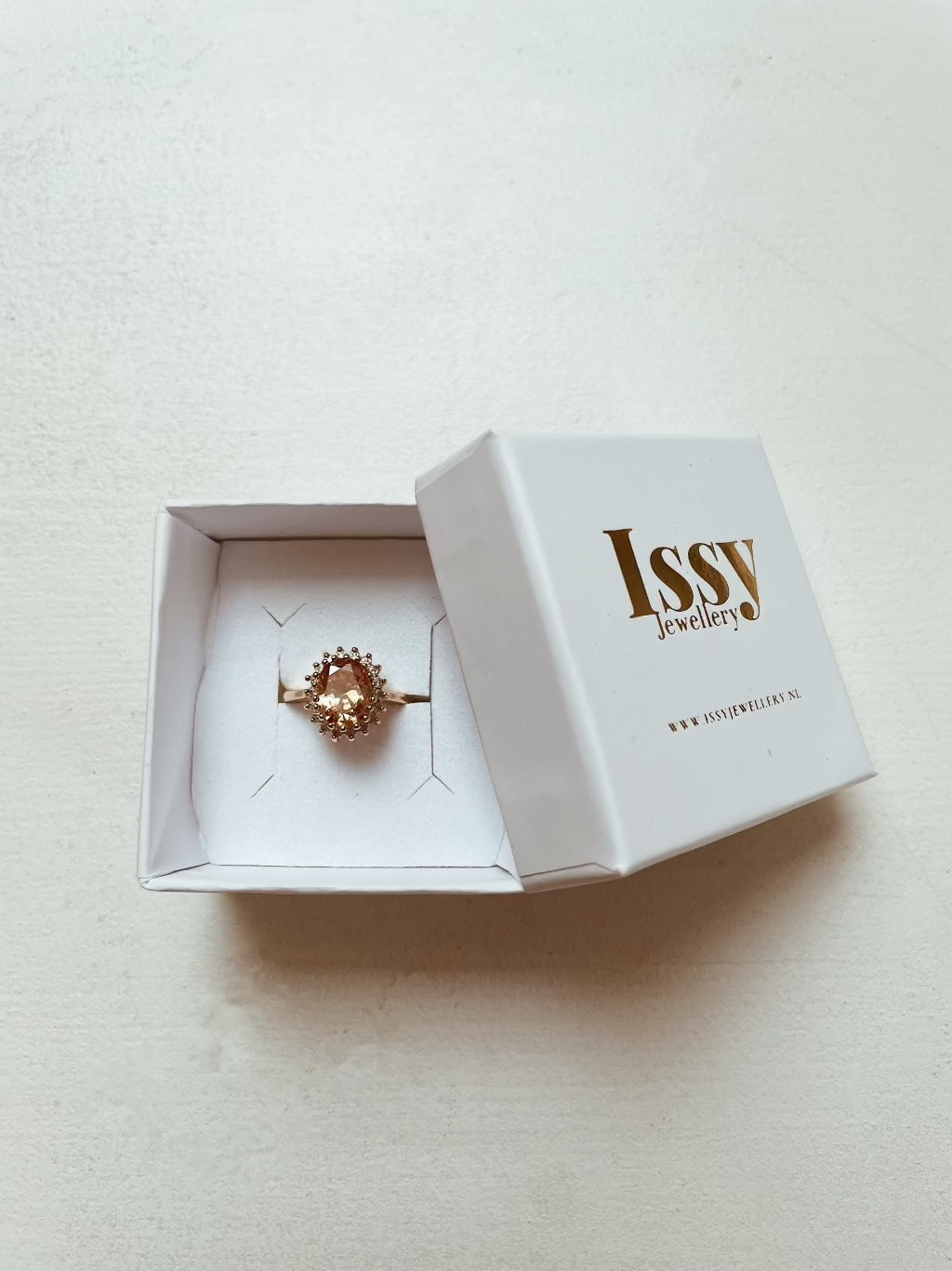 Statement Ring