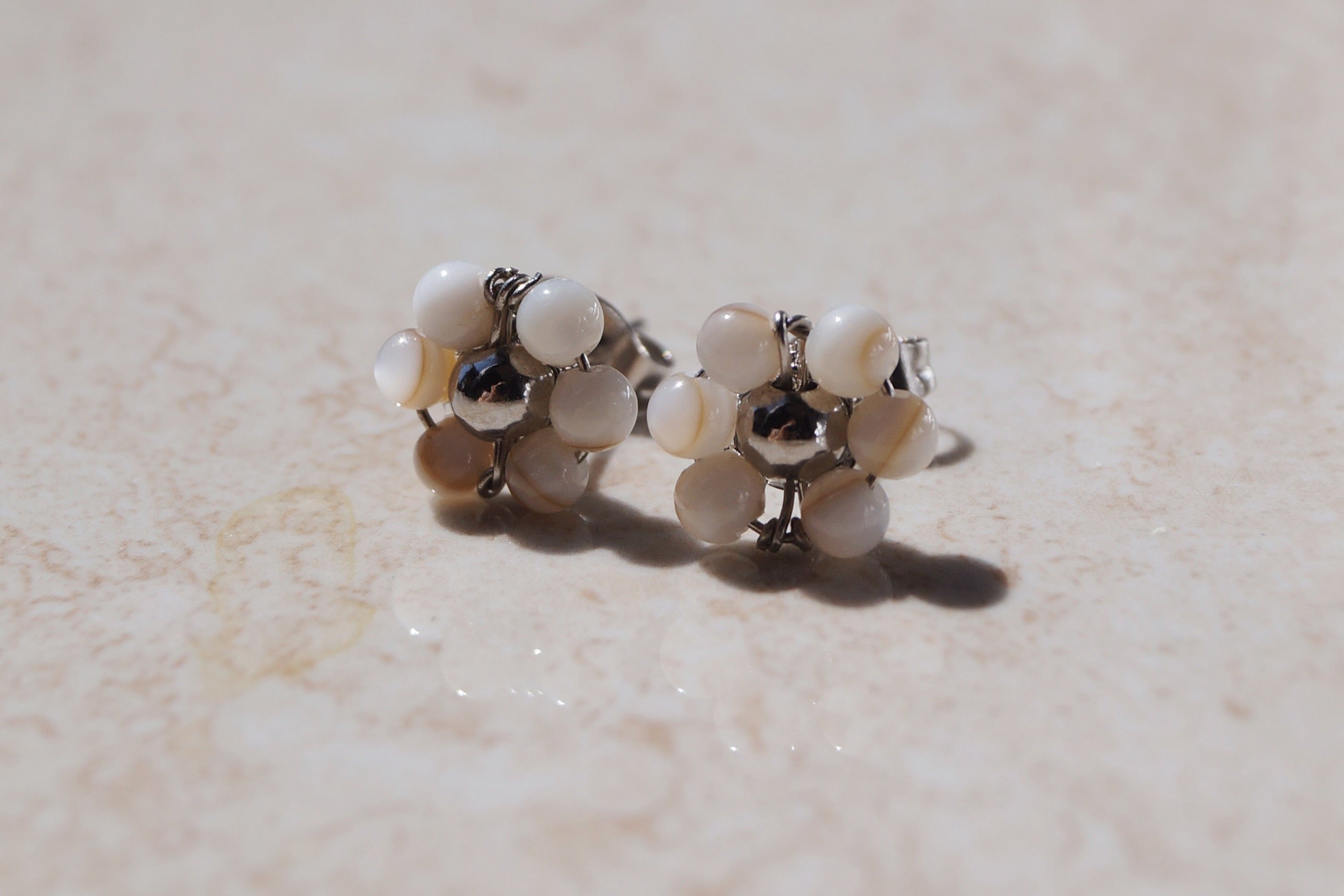 Vivé Flower Studs