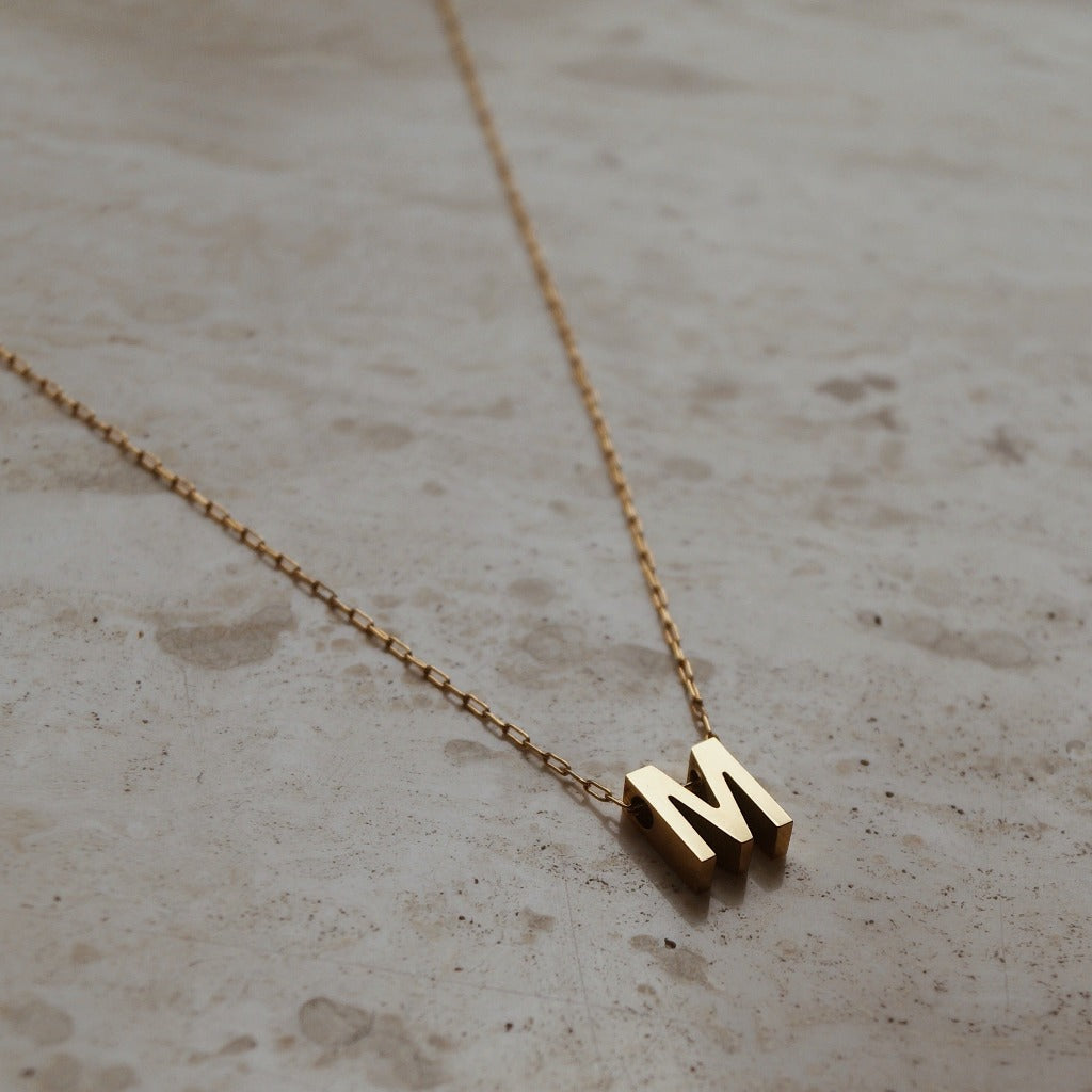 Gouden initiaal ketting, Initialen ketting goud, Gouden letterketting, Gepersonaliseerde initiaal ketting