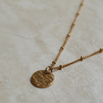 Gouden ketting. Vintage coin ketting. Bedel ketting. Subtiel sieraad. 