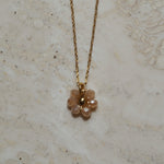 Statement bloem ketting, Bloemblaadjes hanger, Elegante bloemen ketting, Gouden bloem hanger, bloemetjes ketting stainless steel