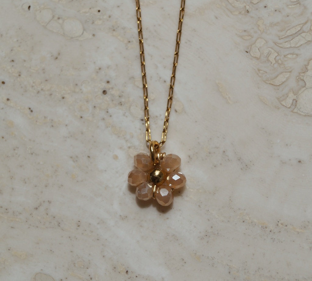 Statement bloem ketting, Bloemblaadjes hanger, Elegante bloemen ketting, Gouden bloem hanger, bloemetjes ketting stainless steel