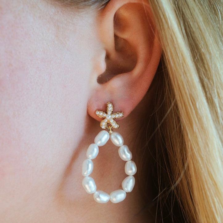 Sea Earrings. Zeesterren oorbellen. Zomerse oorbellen. Parel oorbellen. Vakantie oorbellen.