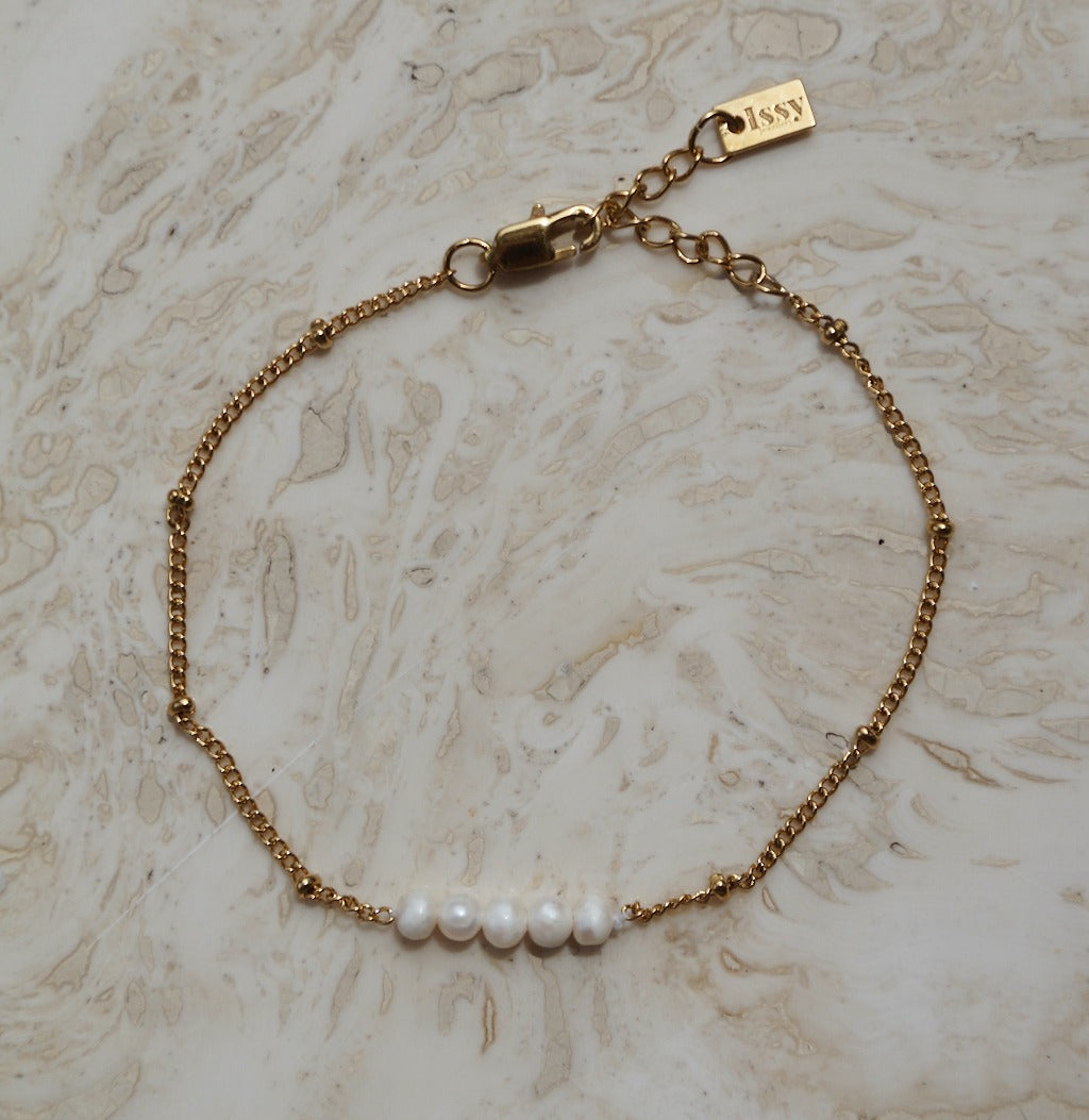 Shiny Pearl Bracelet. Armbandje met parels. Klassiek sieraad. Subtiel sieraad