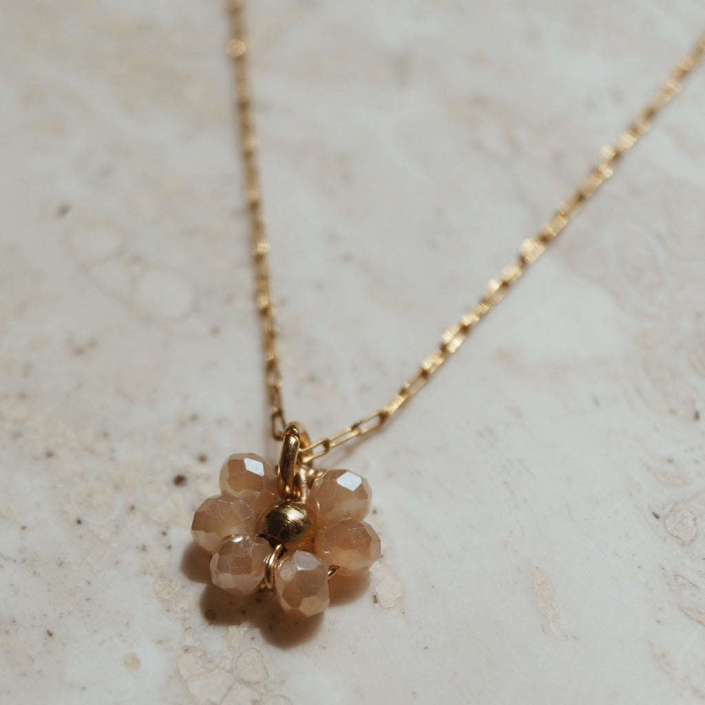 Gouden bloem ketting, Bloemen hanger sieraad, Gouden bloemen collier, Bloemvormige hanger, Delicate bloem ketting, stainless steel ketting