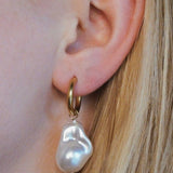 Gouden parel oorbellen, imitatieparel, chique oorbellen, oorbellen met hanger