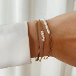Shiny Pearl Bracelet. Armbandje met parels. Klassiek sieraad. Subtiel sieraad.