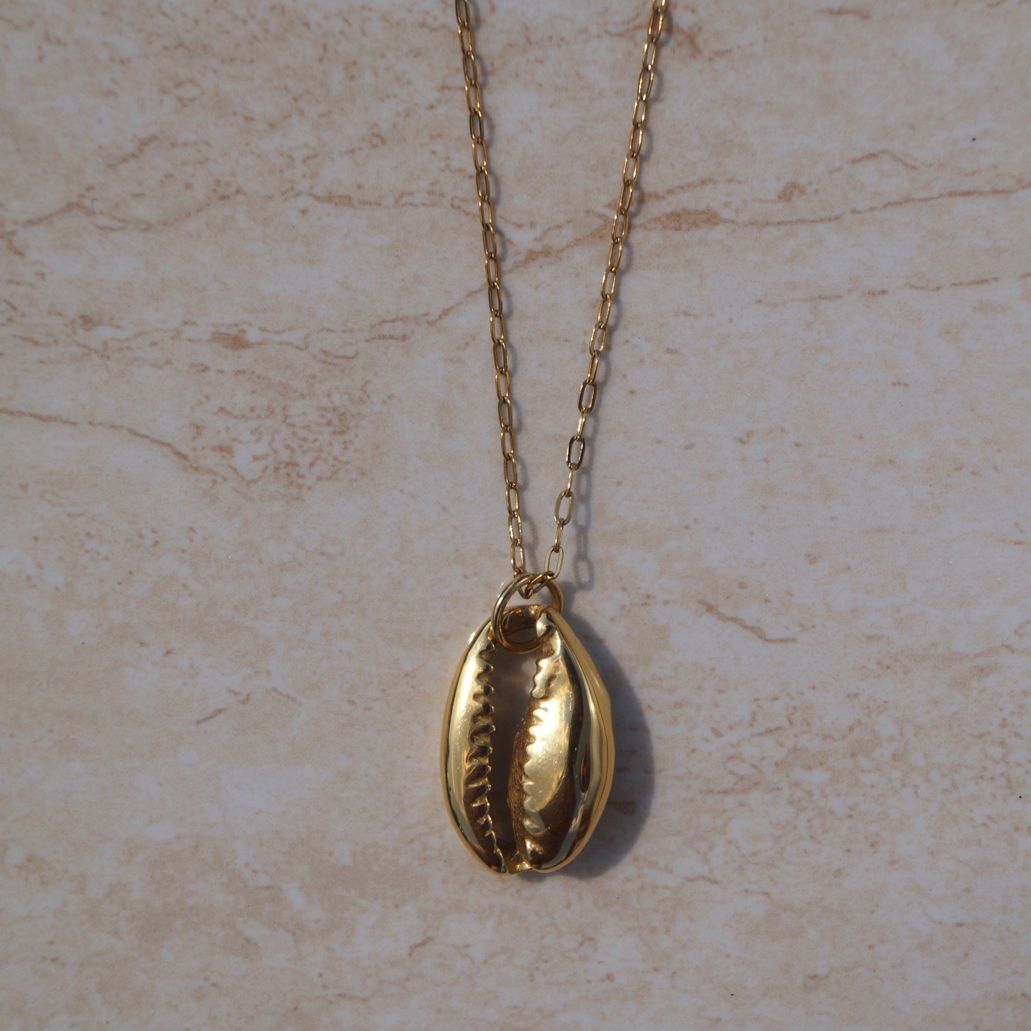 Golden Shell Necklace ISSY Jewellery